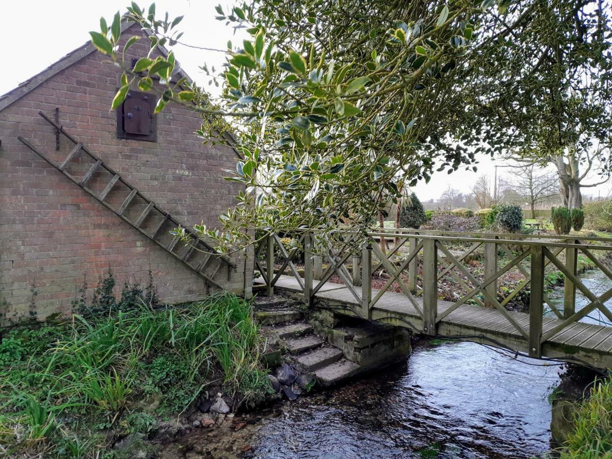 Sculthorpe Mill Hotel Fakenham Ngoại thất bức ảnh